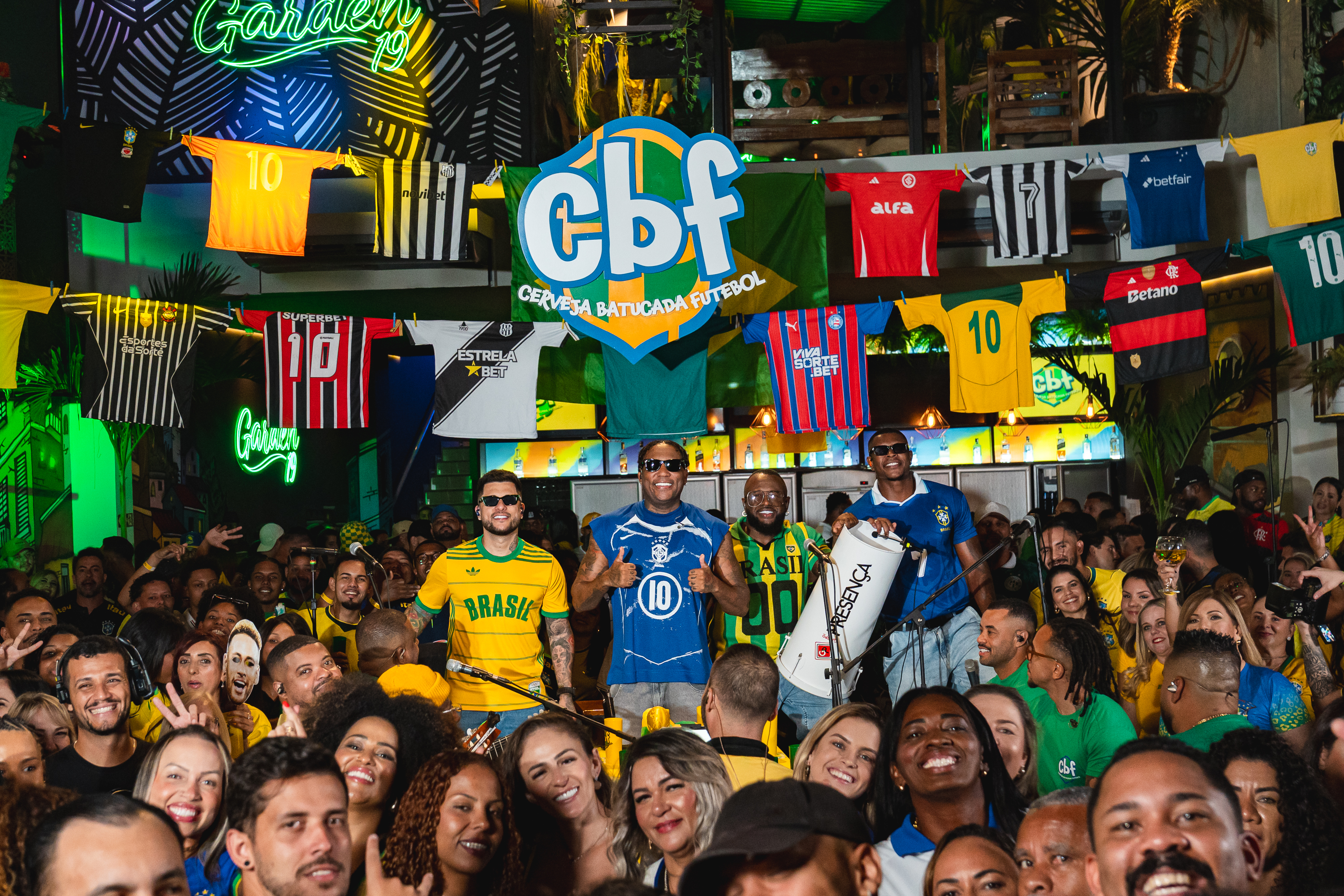 Grupo Presença - CBF (Cerveja, Batucada e Futebol) - Foto: Divulgação/ONErpm